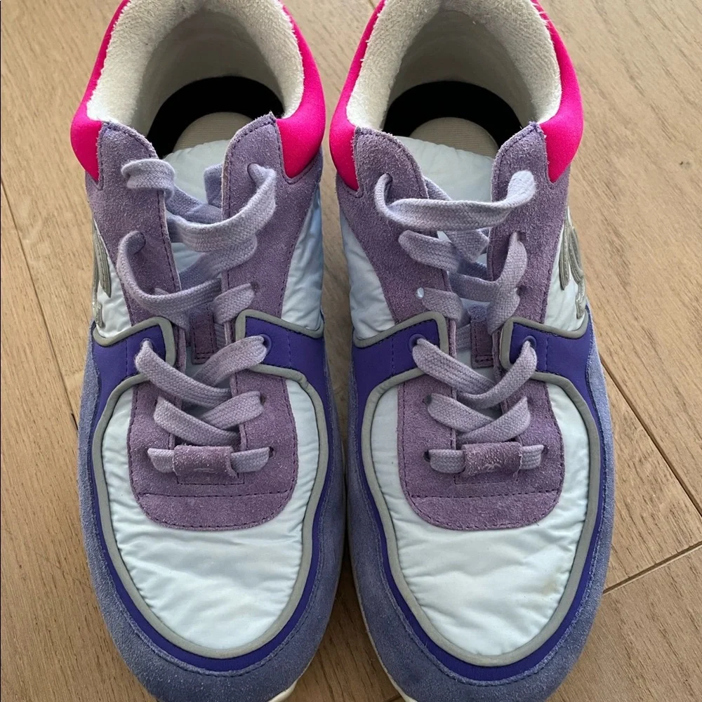 Multicolored women’s Chanel sneaker - Picture 2 of 5